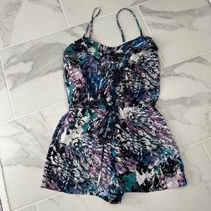 EUC Forever 21 Romper Size Small